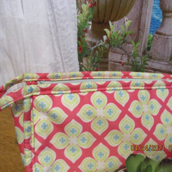 Skin Care Set - Picture 7 of 9